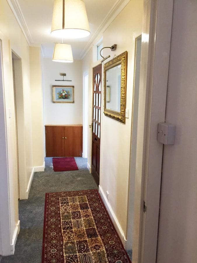 Gorgeous 3 Bedroom Dunbar Serviced Apartment מראה חיצוני תמונה